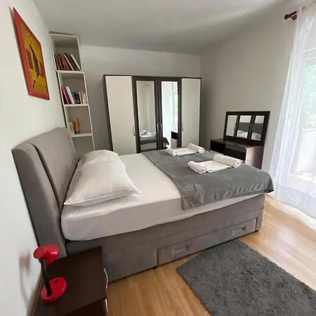 Purkovic Apartment